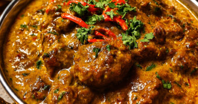 Slow-Simmered Beef Madras with Creamy Coconut and Aromatic Spices